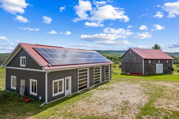 195781 GREY 7 ROAD