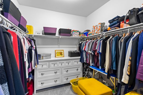 232 SNOWBERRY LANE