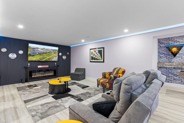 232 SNOWBERRY LANE