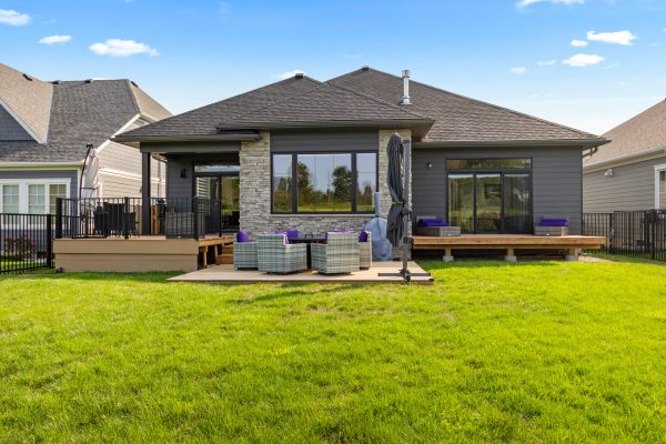 232 SNOWBERRY LANE