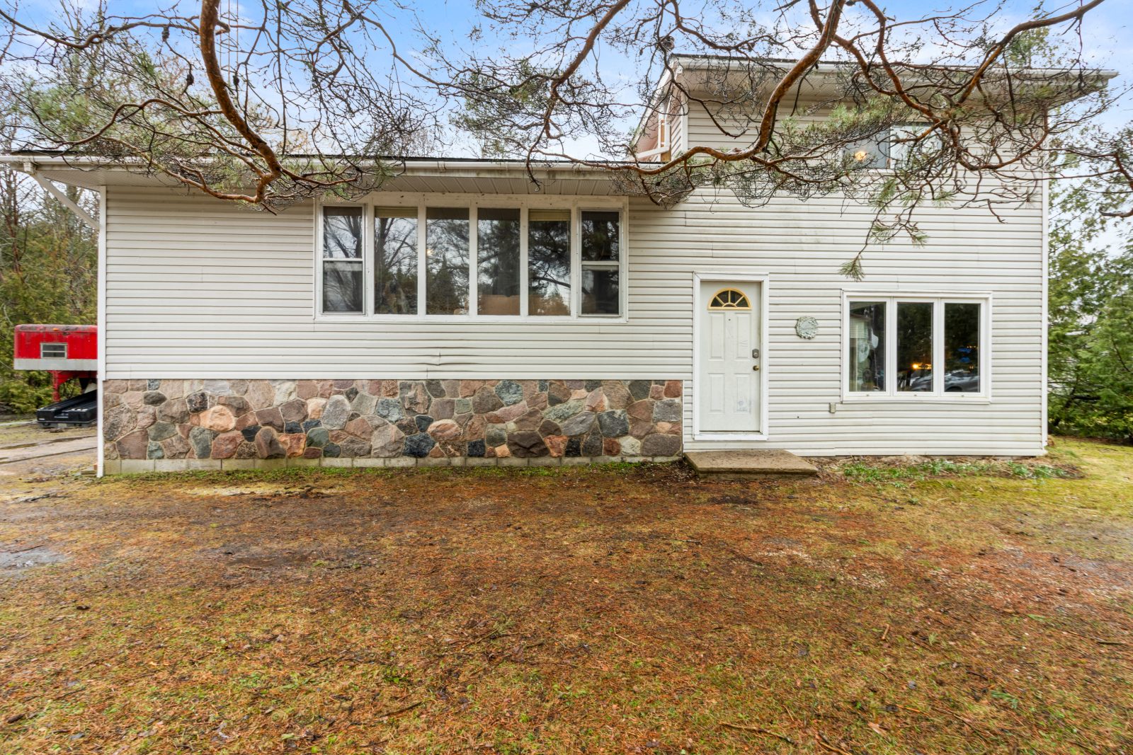 243 MCCULLOUGH LAKE DRIVE