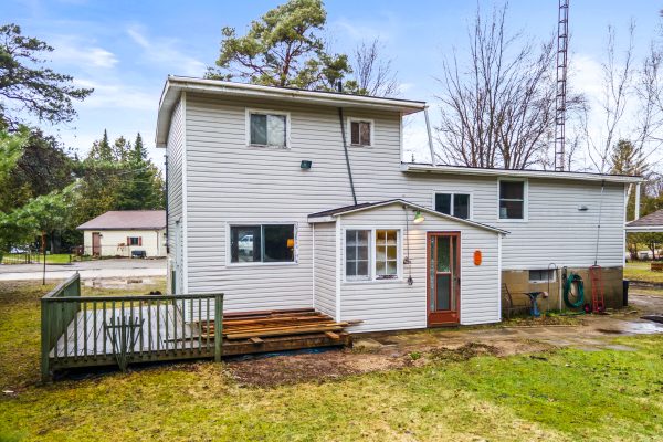 243 MCCULLOUGH LAKE DRIVE