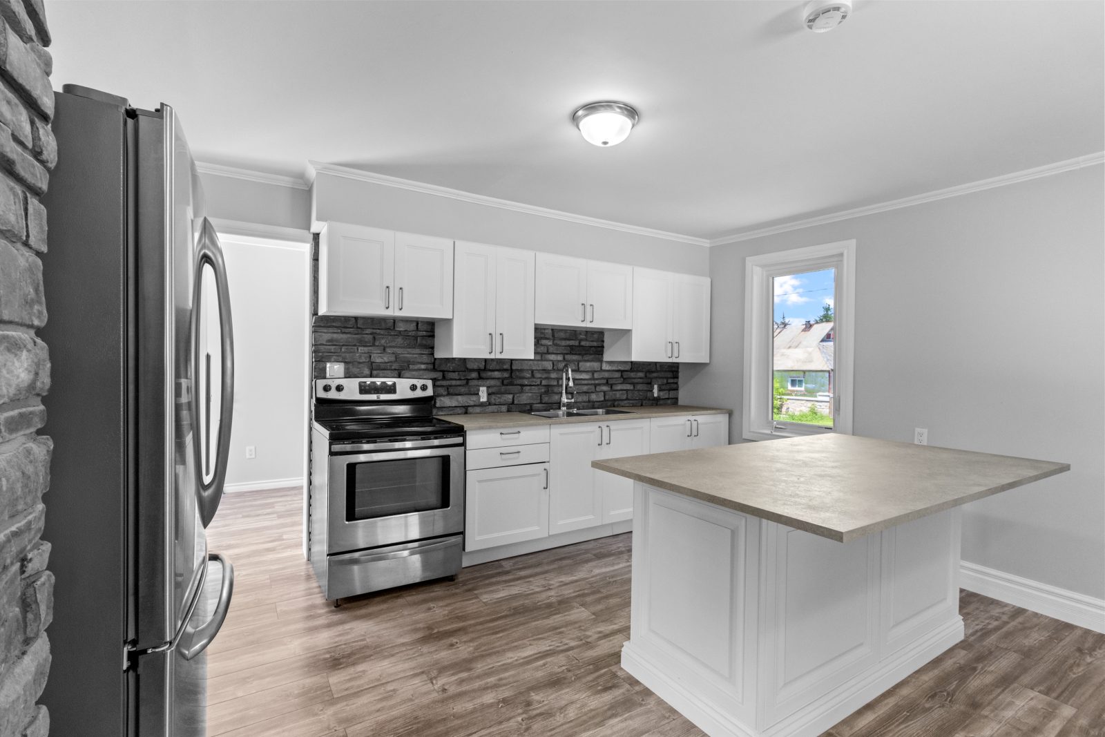 280131 ARTEMESIA-SOUTHGATE TOWNLINE