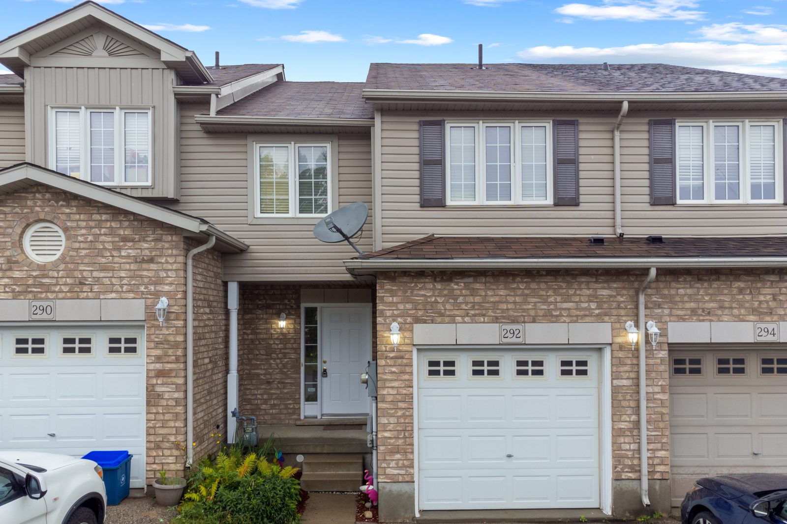 292 BRIARMEADOW DRIVE