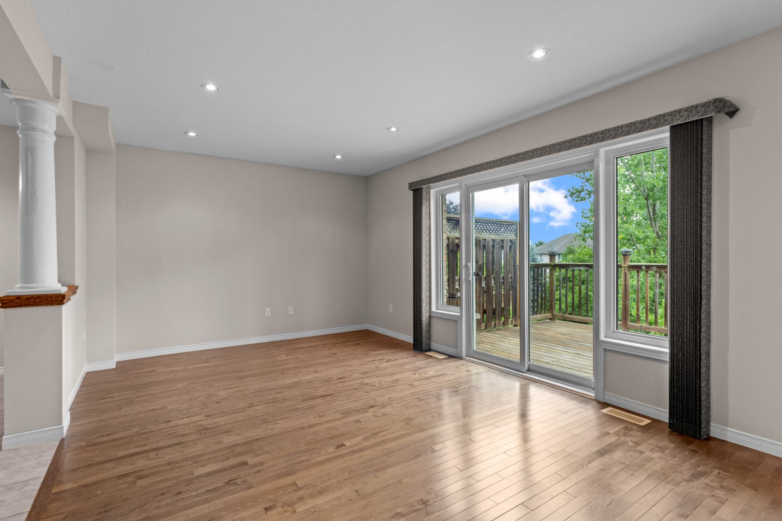292 BRIARMEADOW DRIVE