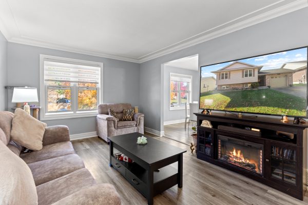 307 Jeremys Crescent