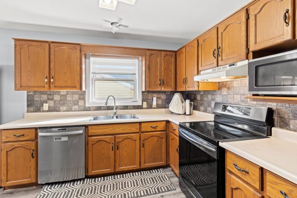 307 Jeremys Crescent
