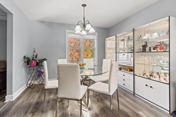 307 Jeremys Crescent