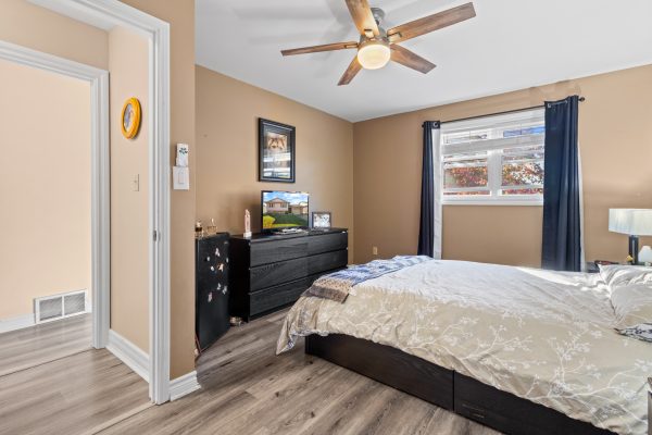 307 Jeremys Crescent