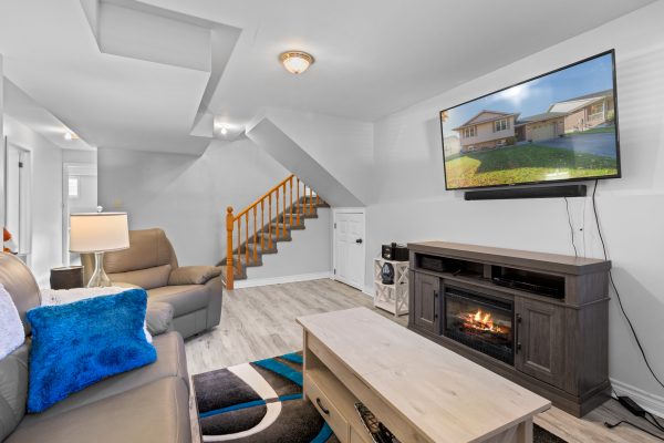 307 Jeremys Crescent