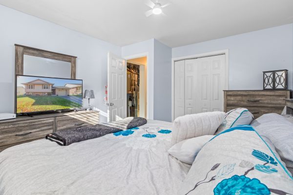 307 Jeremys Crescent