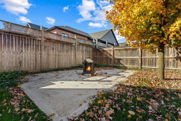 307 Jeremys Crescent