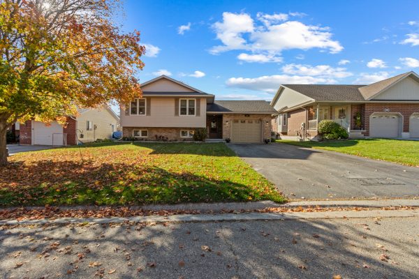 307 Jeremys Crescent