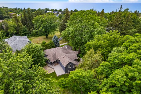 31 TANYA CRESCENT