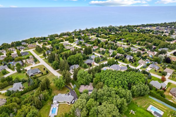 31 TANYA CRESCENT