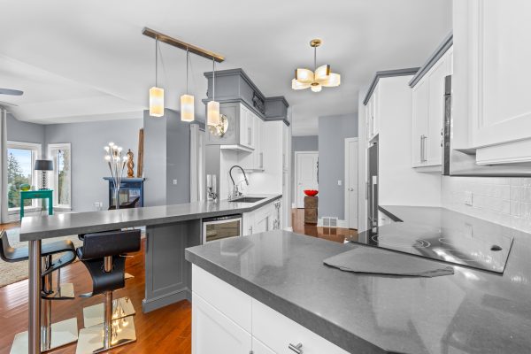 31 TANYA CRESCENT