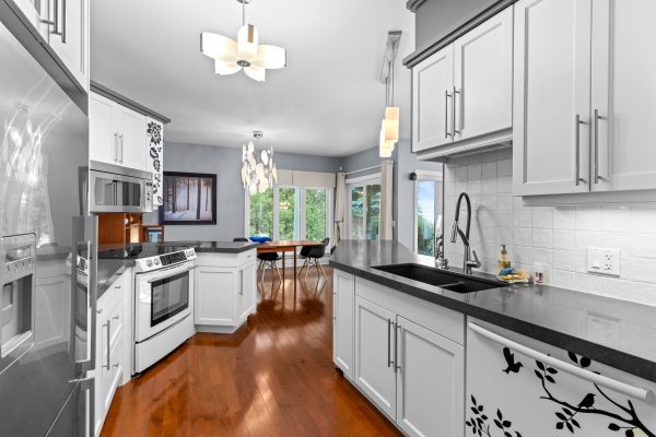 31 TANYA CRESCENT