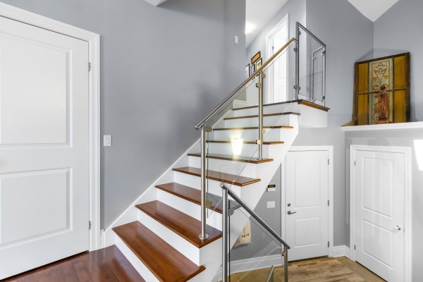 31 TANYA CRESCENT