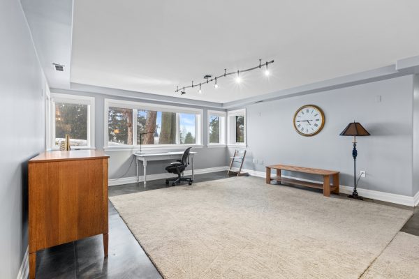 31 TANYA CRESCENT