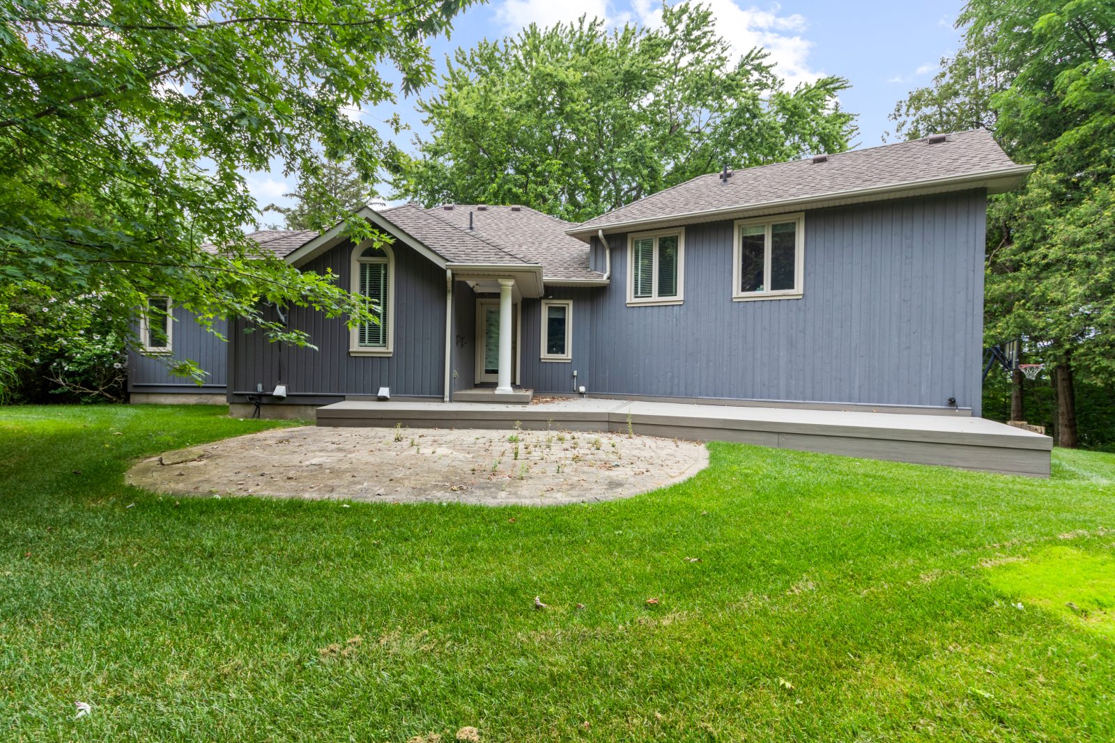 31 TANYA CRESCENT