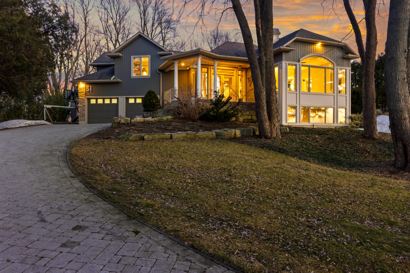 31 TANYA CRESCENT