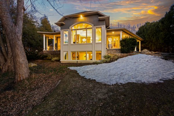 31 TANYA CRESCENT