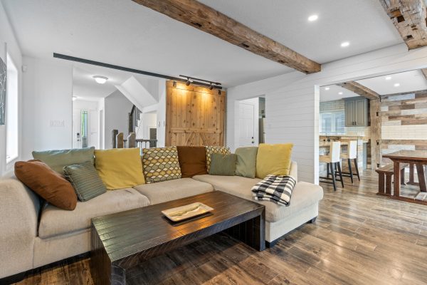 3112 EMPEROR DRIVE