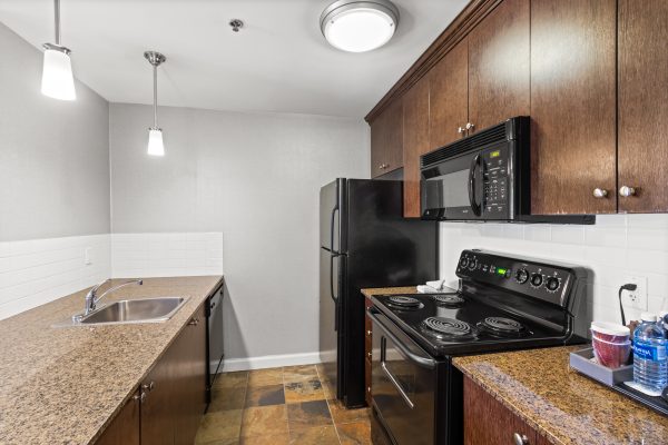 321 - 220 GORD CANNING DRIVE