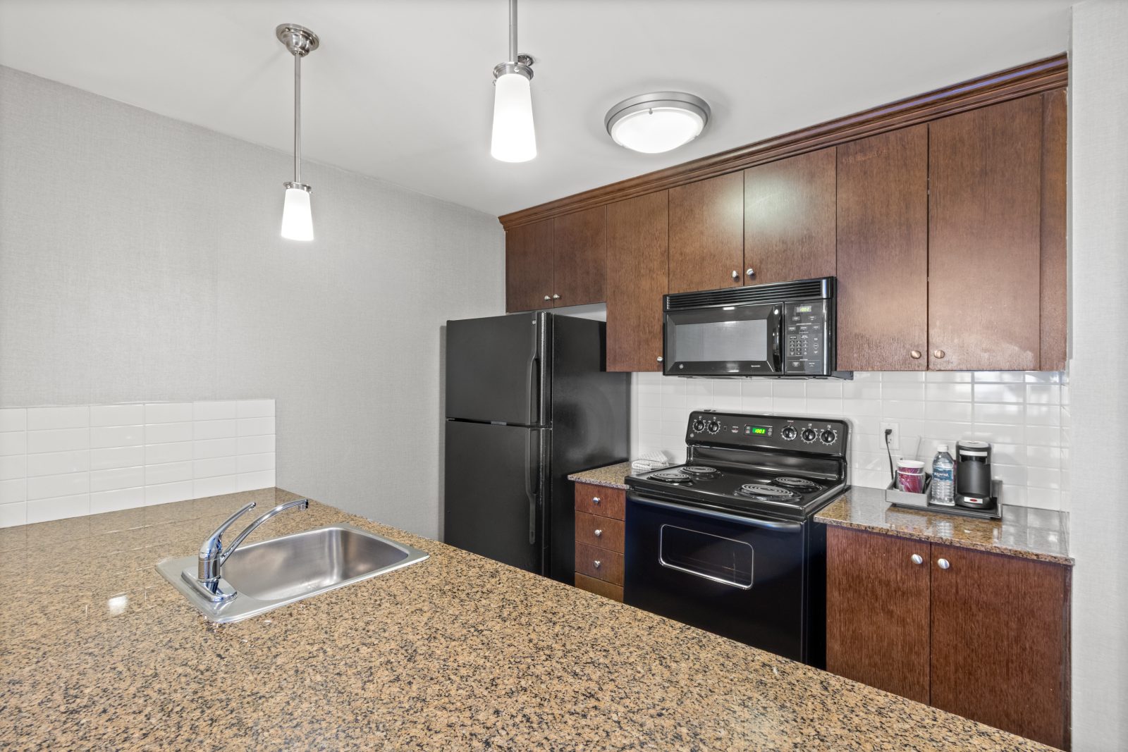 321 - 220 GORD CANNING DRIVE