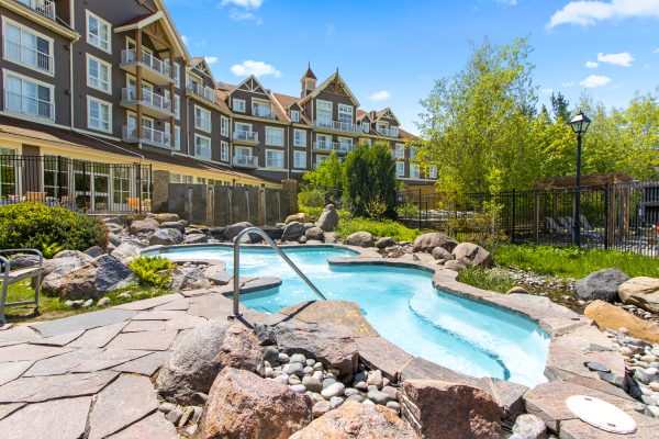 321 - 220 GORD CANNING DRIVE