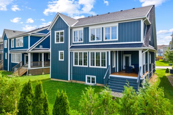 360 YELLOW BIRCH CRESCENT