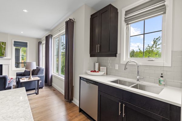 360 YELLOW BIRCH CRESCENT