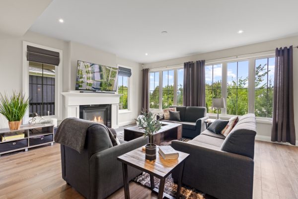 360 YELLOW BIRCH CRESCENT