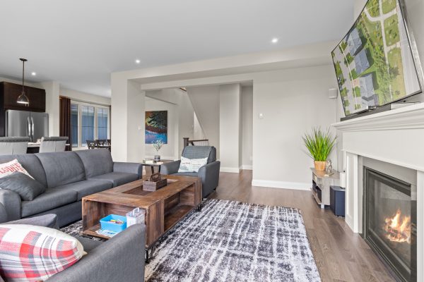 360 YELLOW BIRCH CRESCENT