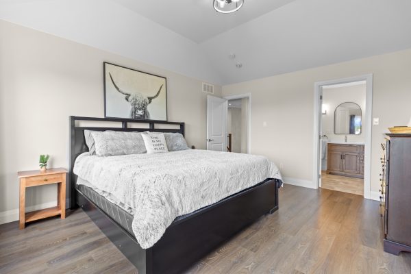 360 YELLOW BIRCH CRESCENT