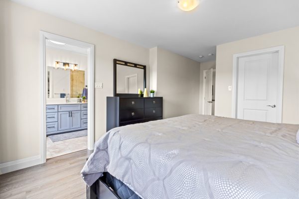 360 YELLOW BIRCH CRESCENT