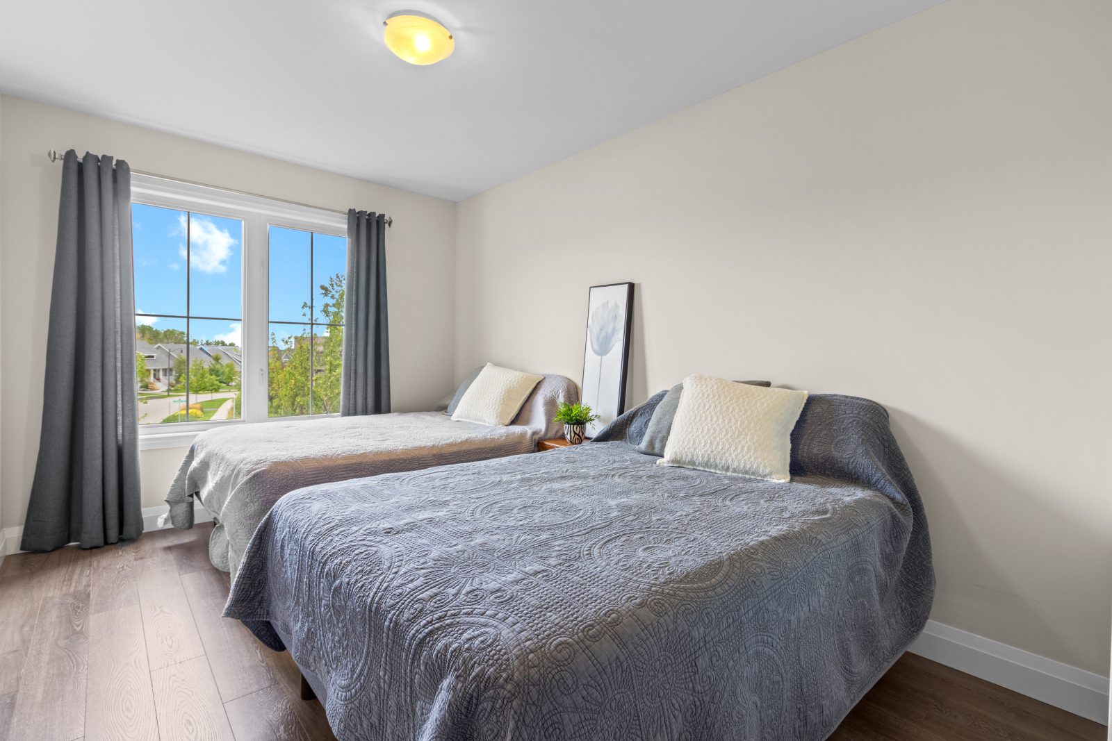 360 YELLOW BIRCH CRESCENT
