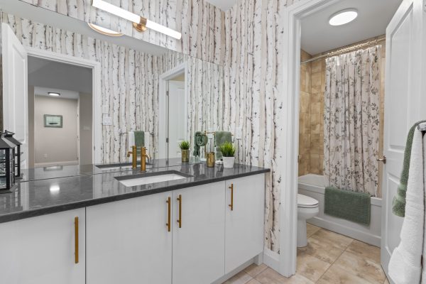 360 YELLOW BIRCH CRESCENT