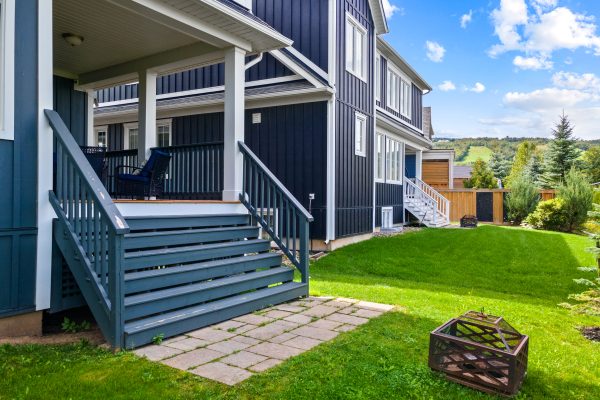 360 YELLOW BIRCH CRESCENT