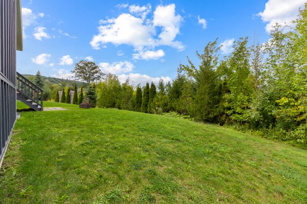 360 YELLOW BIRCH CRESCENT