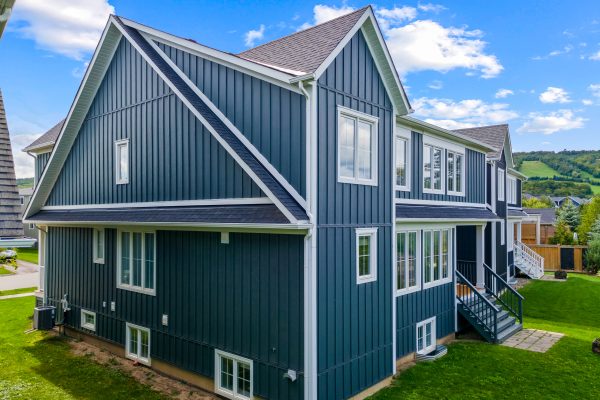 360 YELLOW BIRCH CRESCENT