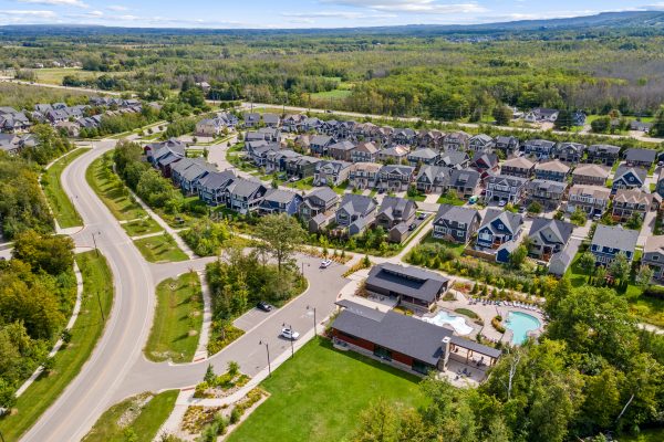 360 YELLOW BIRCH CRESCENT