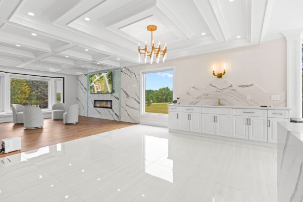 4 LOCH ERNE LANE