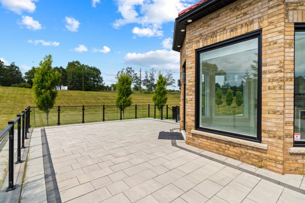 4 LOCH ERNE LANE