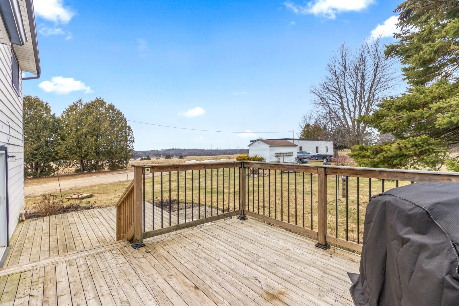 401395 GREY RD 4