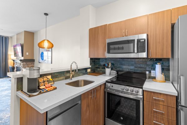 421 - 170 JOZO WEIDER BOULEVARD