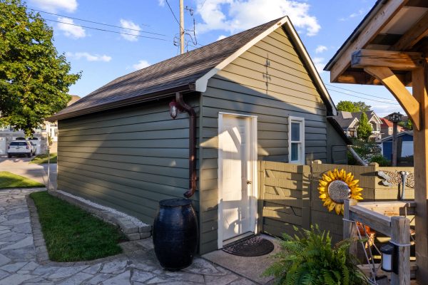 43 FENTON DRIVE