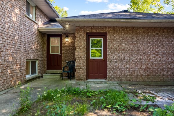 43 GRAHAM CRESCENT