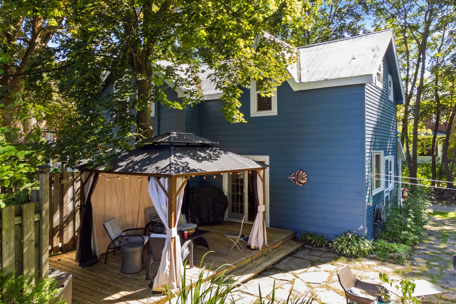 441 FRANK STREET