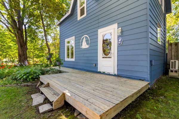 441 FRANK STREET